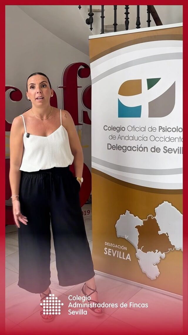 🧠 Coordinar comunidades también implica gestionar personas… y eso empieza por cuidarse uno mismo.

🎥 En este vídeo, dos oficiales habilitados comparten cómo afrontan el estrés en el día a día profesional y qué herramientas les ayudan a mantener el equilibrio en una profesión donde cada jornada tiene retos y complicaciones diferentes.

🤝 Una reflexión que conecta con la formación impartida junto al @colegio.psico.andalucia.occ y que nos recuerda que hablar de salud mental también es hablar de bienestar profesional.