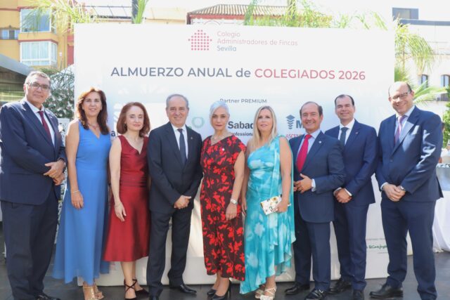 📸 ¡Así vivimos el Almuerzo Anual de Colegiados 2026! Una jornada de reencuentros, para compartir buenos momentos y seguir fortaleciendo los lazos que nos unen como profesionales y personas.

🤝 Gracias a todos los colegiados/as que nos han acompañado y a nuestros patrocinadores y colaboradores por hacer posible este encuentro. 

👏🔜 ¡Nos vemos el año que viene!